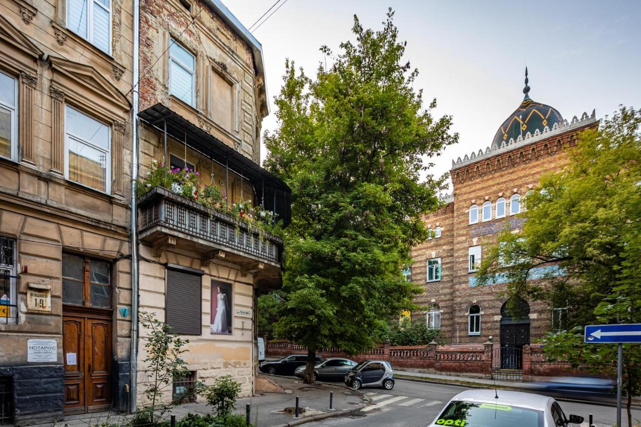Leontovycha Apartment Lviv Extérieur photo